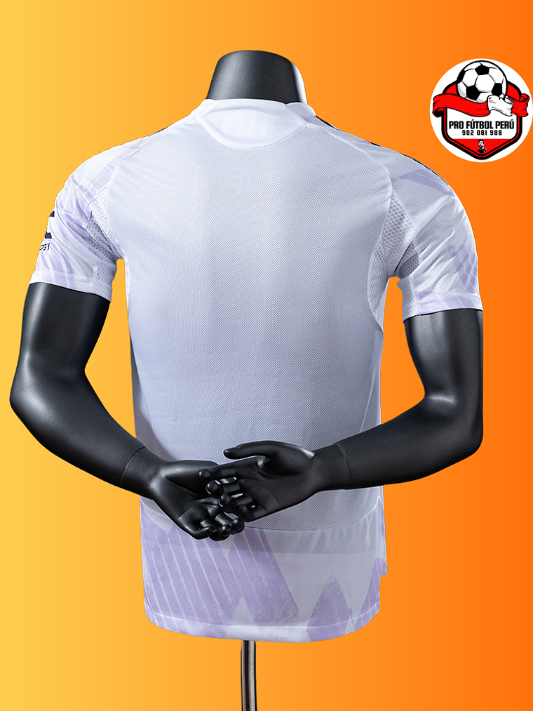 Camiseta visitante del Manchester United 25/26 versión jugador 2