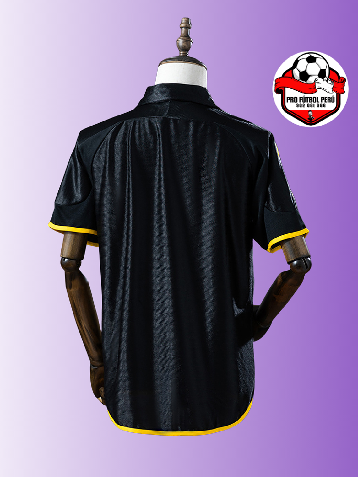 Camiseta visitante del Real Madrid 1999 2