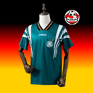 Camiseta visitante de Alemania 1996