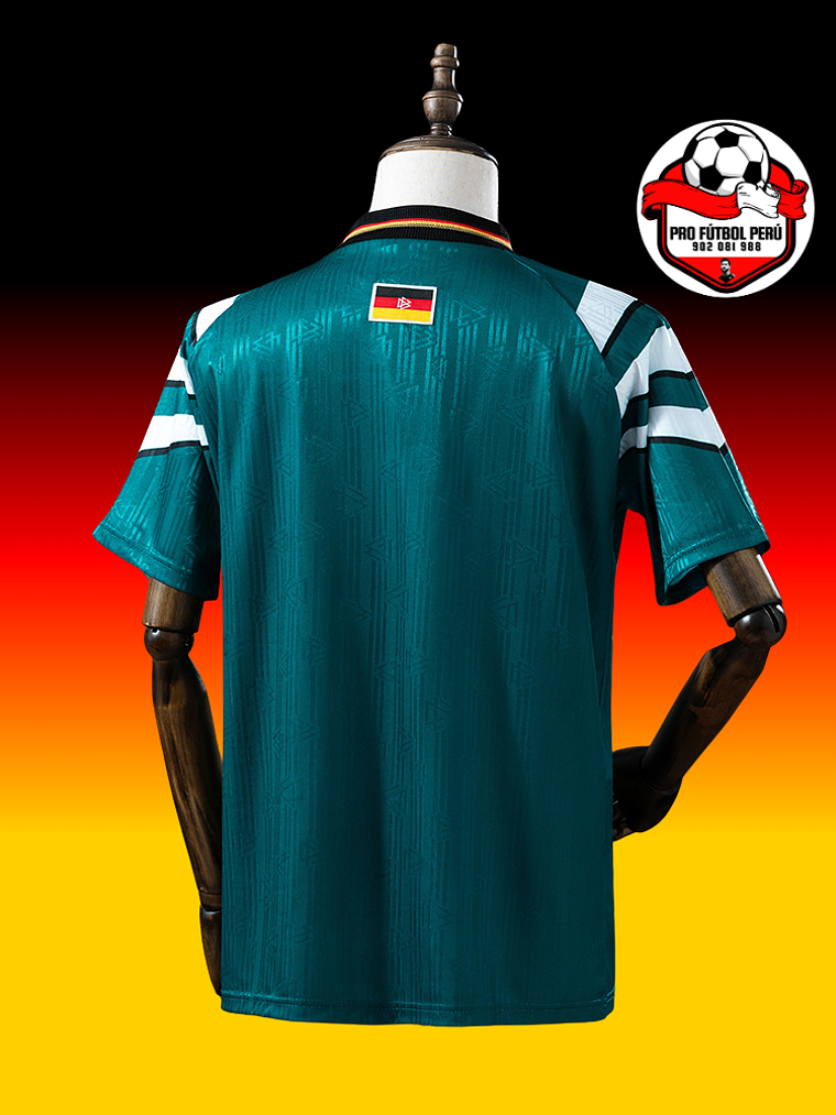 Camiseta visitante de Alemania 1996 2