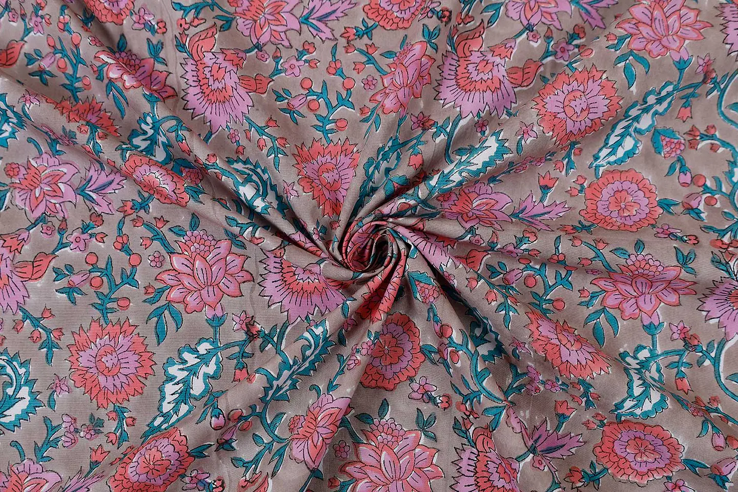 Tela de Algodón Estampada en Bloques – Multicolor (Popelina) 1