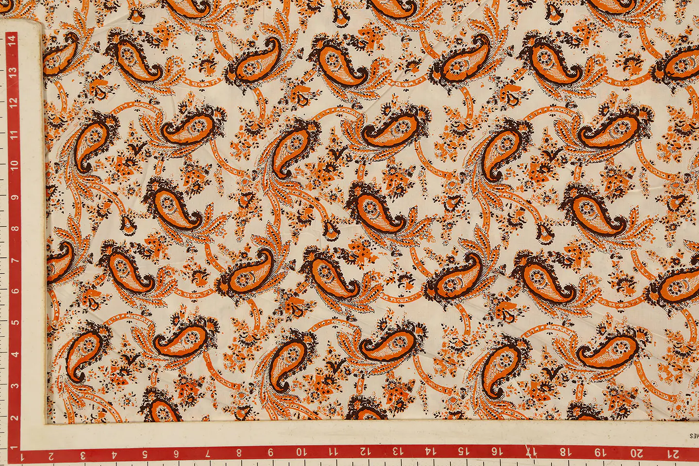 Popelina de Algodón Estampada – Crema 2