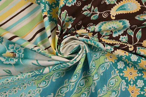 Popelina de Algodón Elasticada Estampada – Blanco y Negro