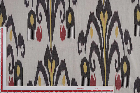 Ikat de Algodón Geométrico – Negro, Blanco, Amarillo y Rojo