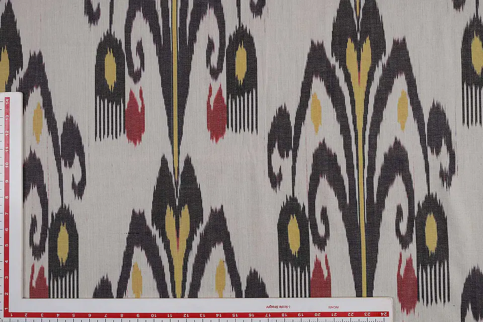Ikat de Algodón Geométrico – Negro, Blanco, Amarillo y Rojo 2