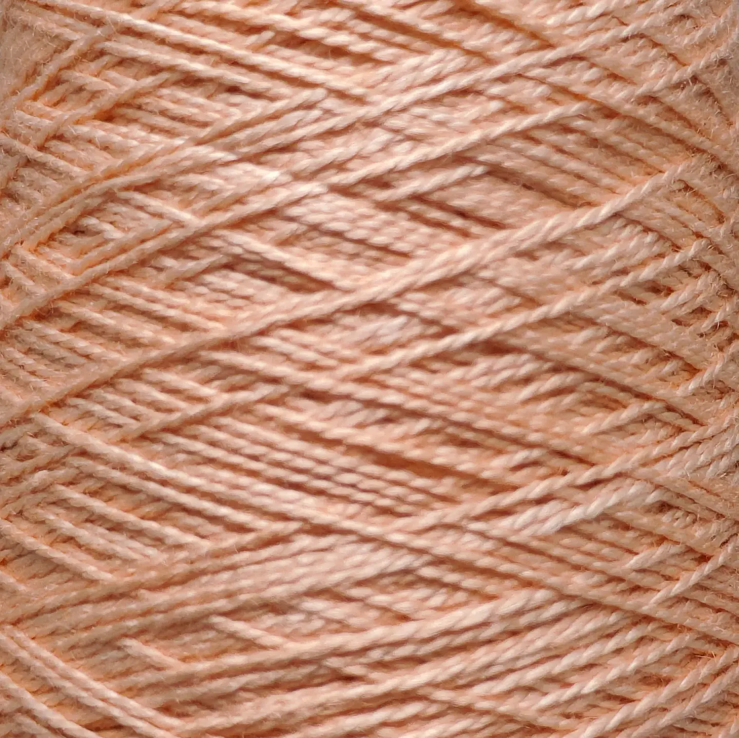 Hilo de Seda Mulberry Teñido a Mano – 50 g / 400 m  7