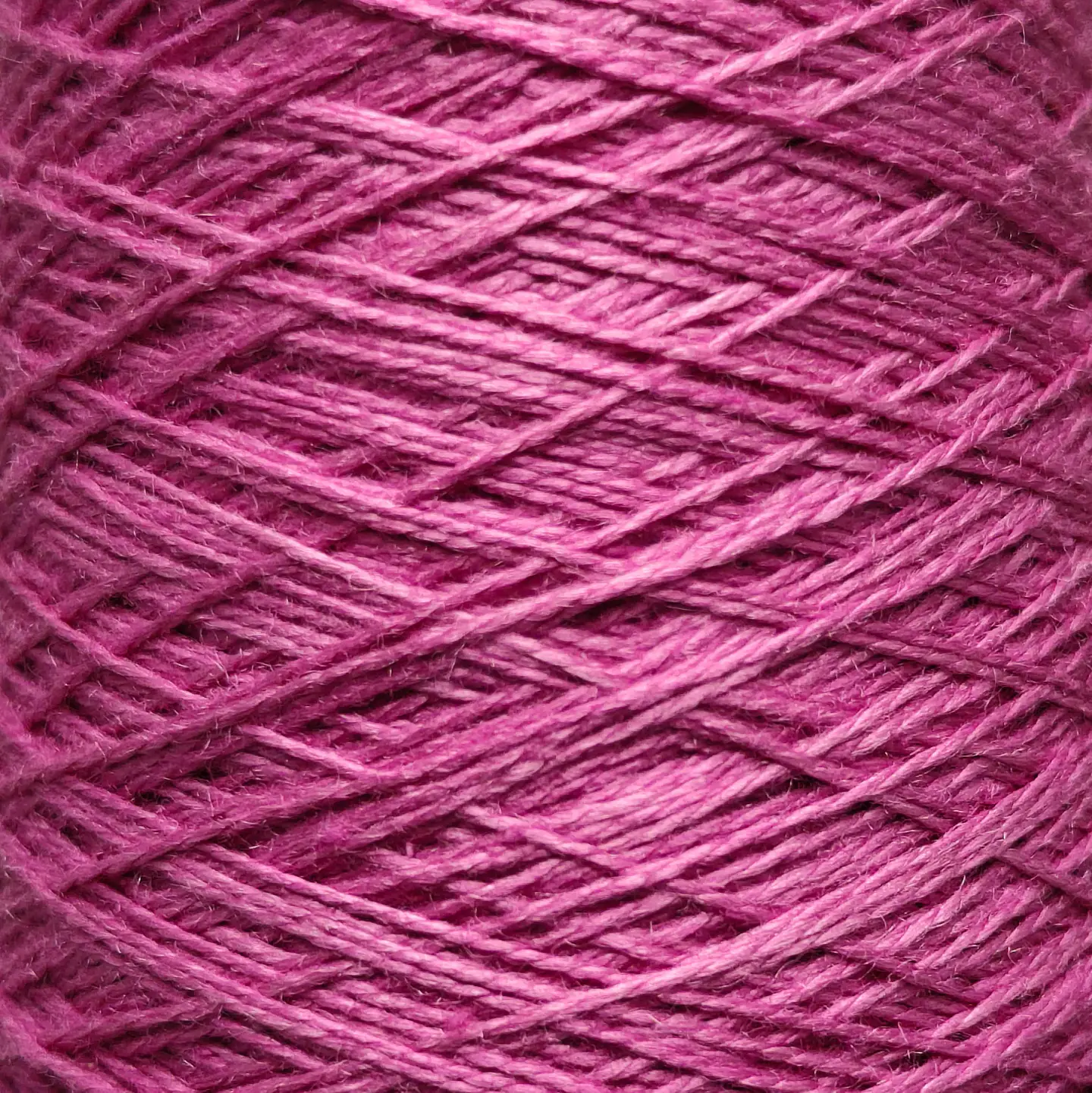 Hilo de Seda Mulberry Teñido a Mano – 50 g / 400 m  14