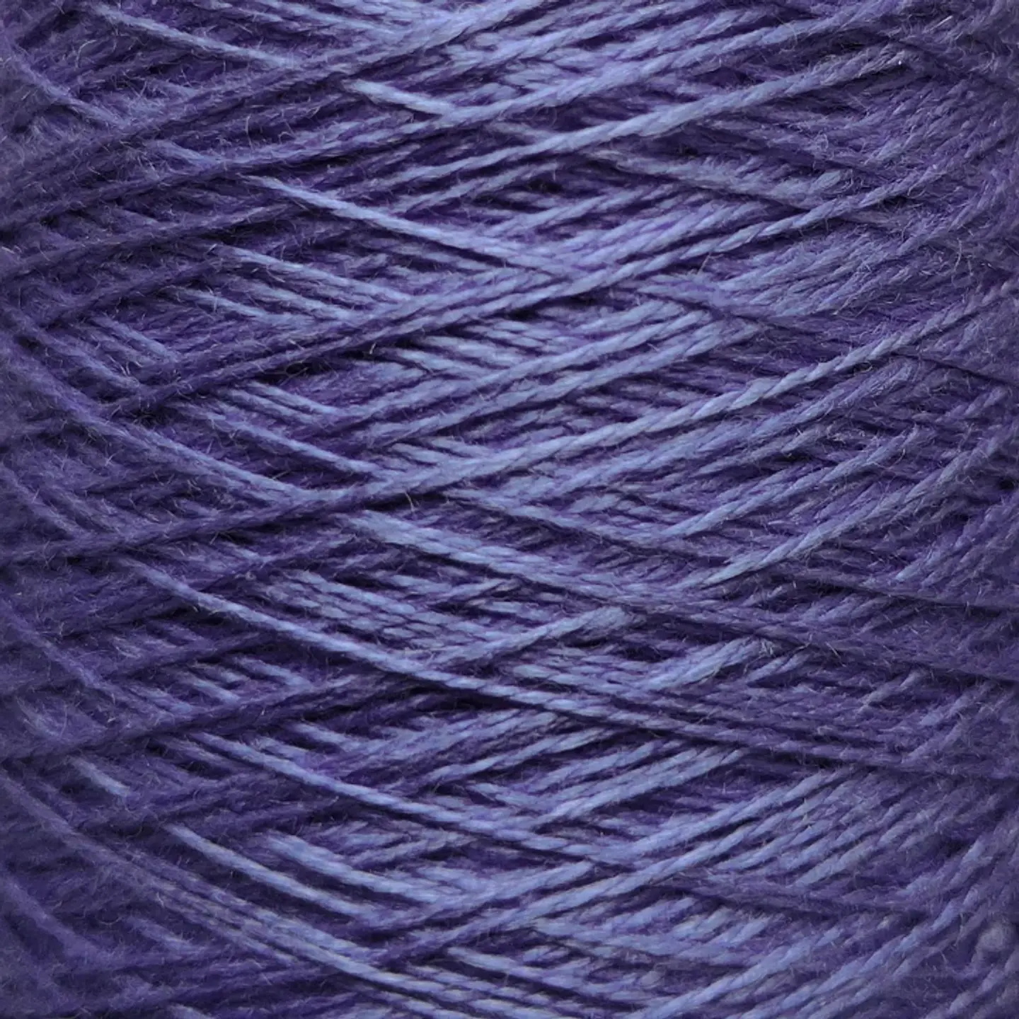 Hilo de Seda Mulberry Teñido a Mano – 50 g / 400 m  6