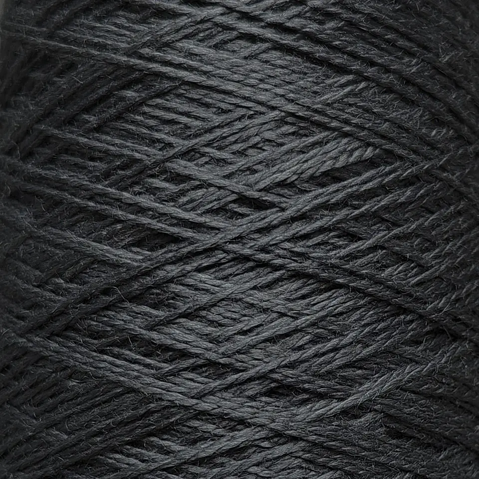 Hilo de Seda Mulberry Teñido a Mano – 50 g / 400 m  15