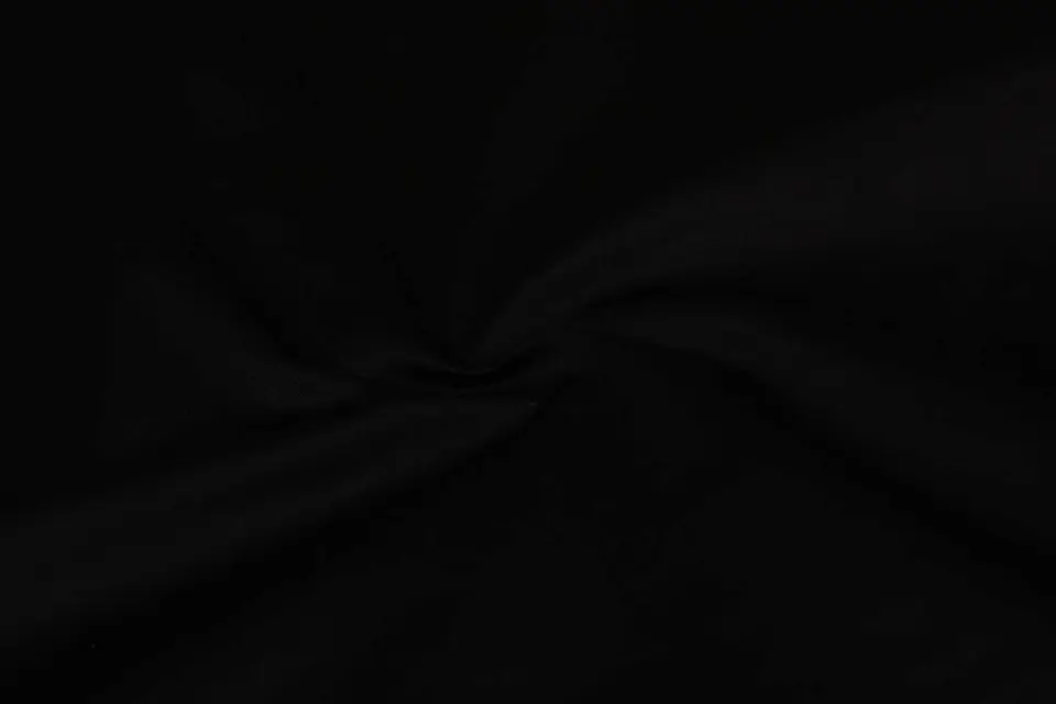 Tela de Algodón Satén Liso – Negro 1