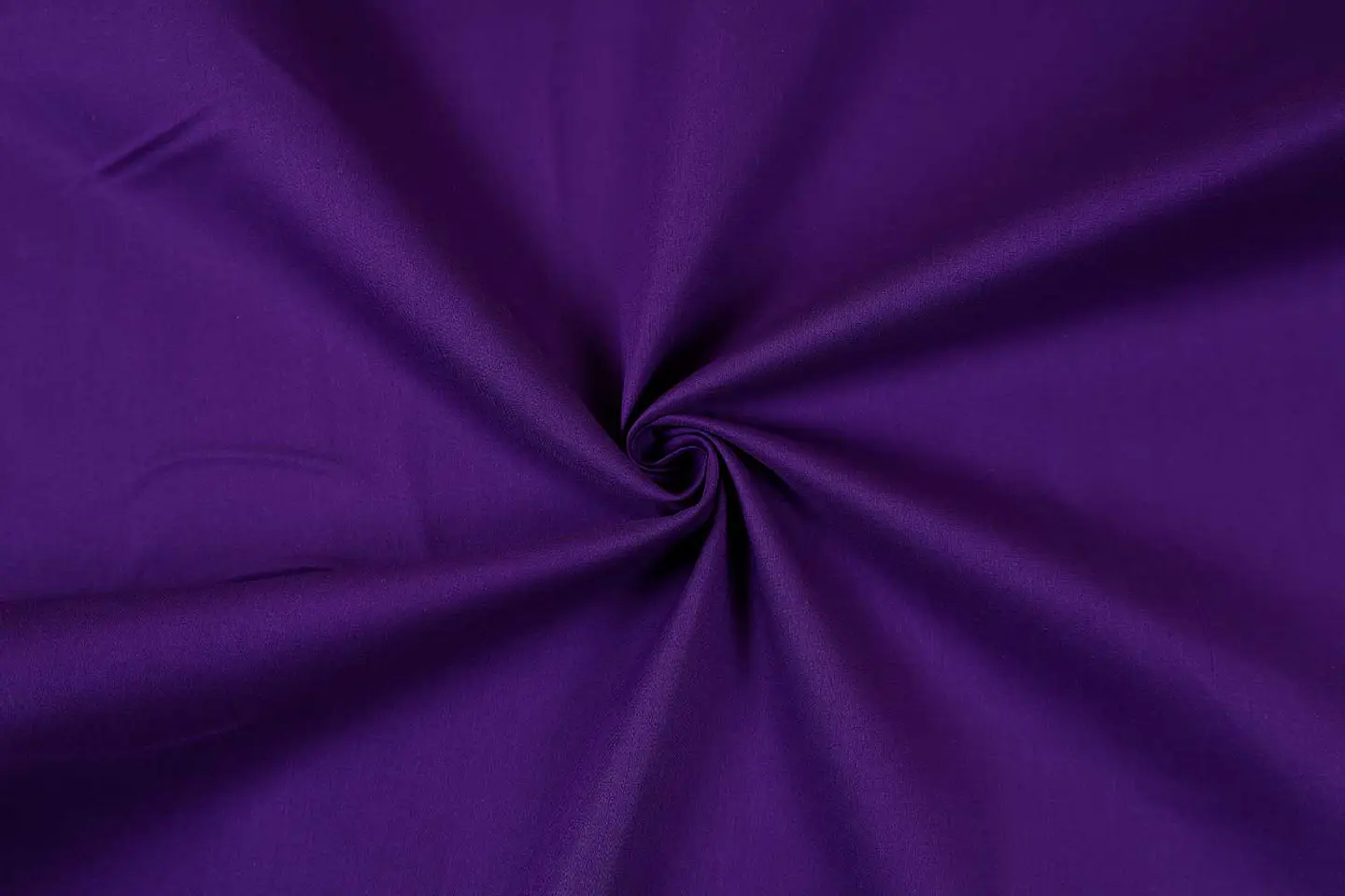 Tela de Algodón Cambric Liso – Morado 1