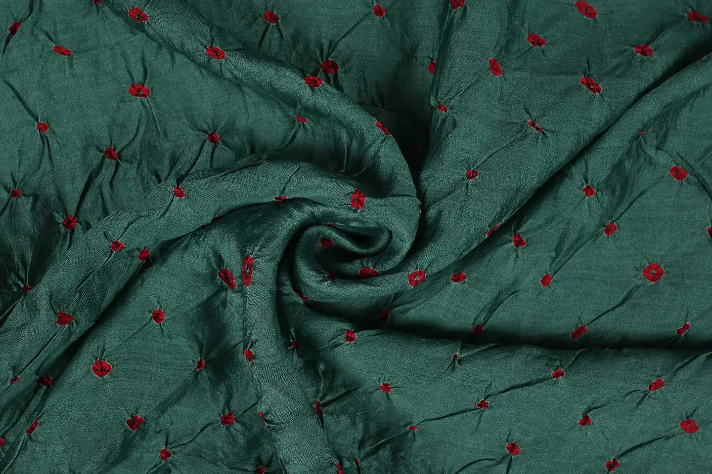 Tela de Seda Chanderi 100% Natural Estampada – Verde y Rojo (Bandhani) 1