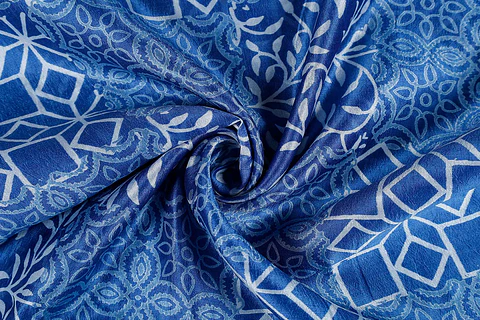 Tela de Seda Dupion 100% Natural Estampada en Bloques – Azul y Blanco