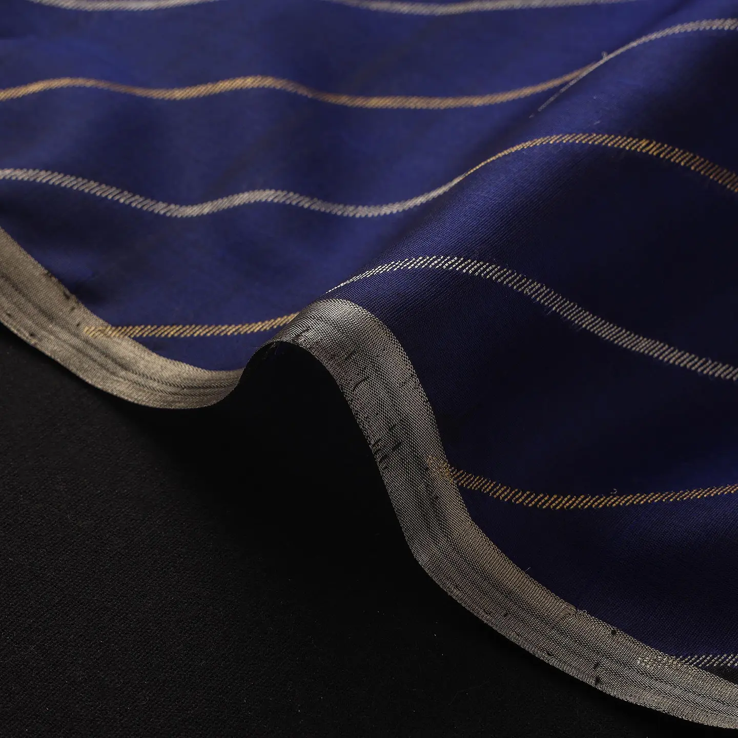 Tela Chanderi de Seda y Algodón con Motivos Zari — Azul 3