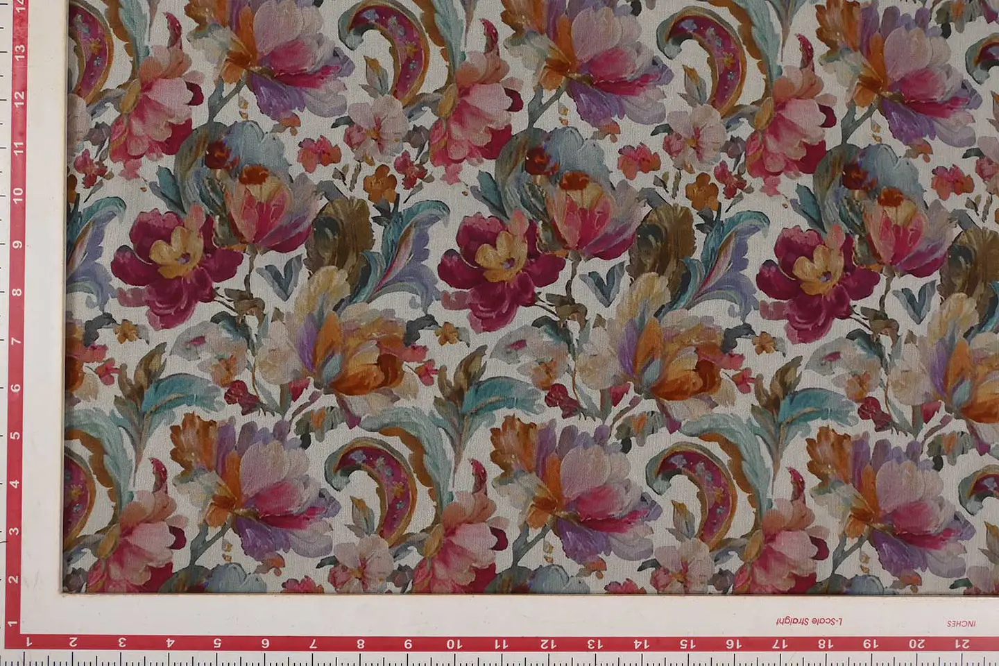 Tela de Seda Chifón 100% Natural Estampada – Floral Blanco 2