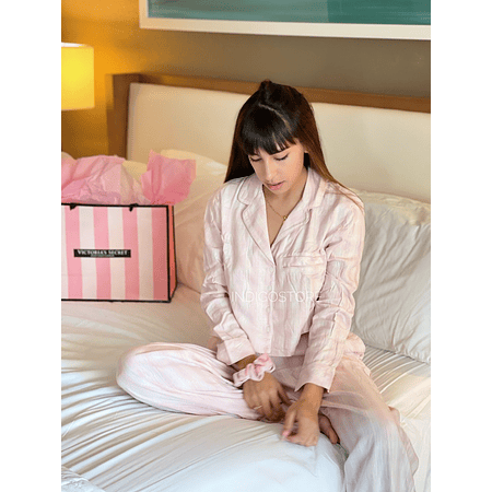Conjunto Pijama Franela Rosa Victoria’s Secrets