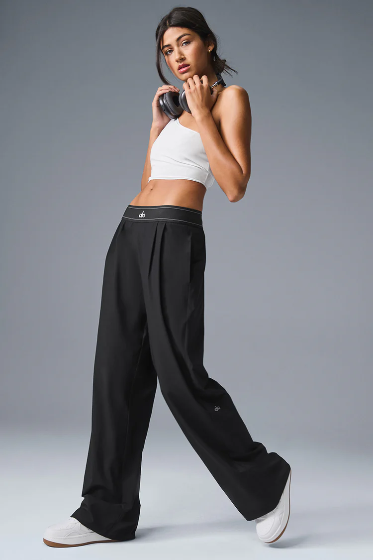ALO YOGA - Suit Up Trouser (Regular) - Black