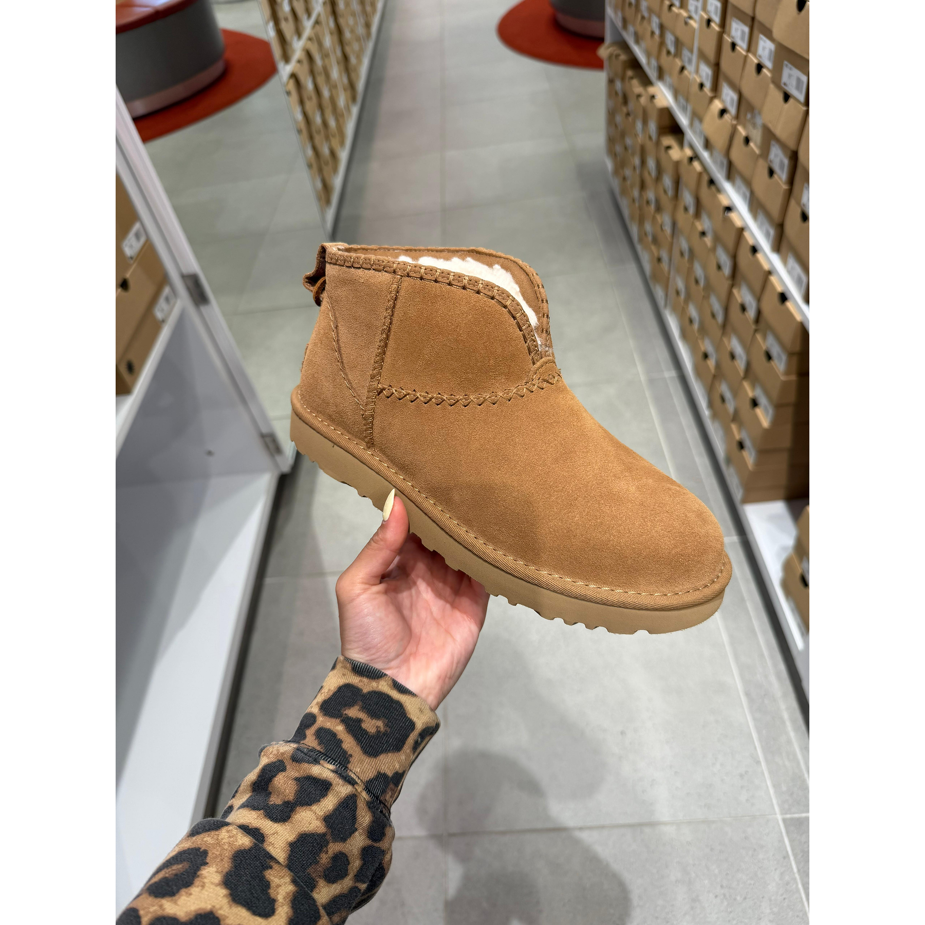 Women Classic Ultra Mini Elaria - Chestnut