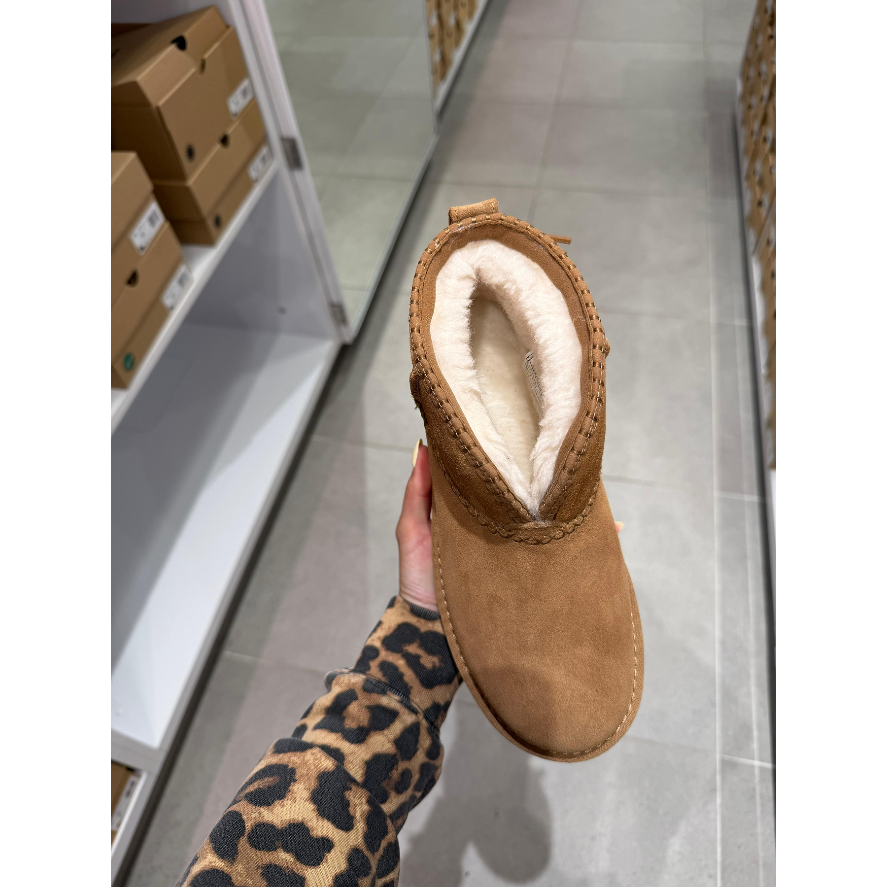 Women Classic Ultra Mini Elaria - Chestnut