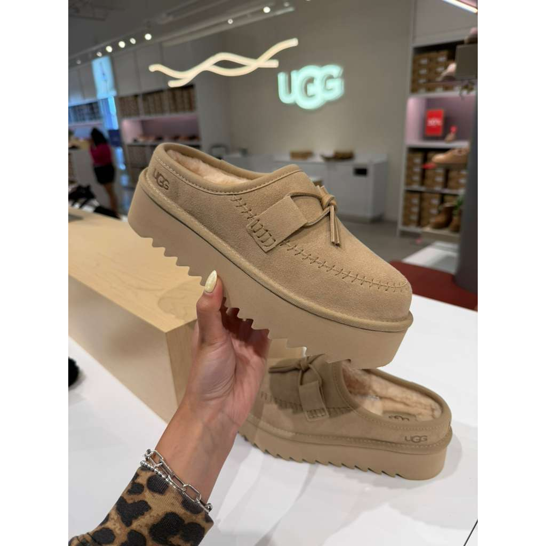 Women Eleve Slipper - Mustard Seed