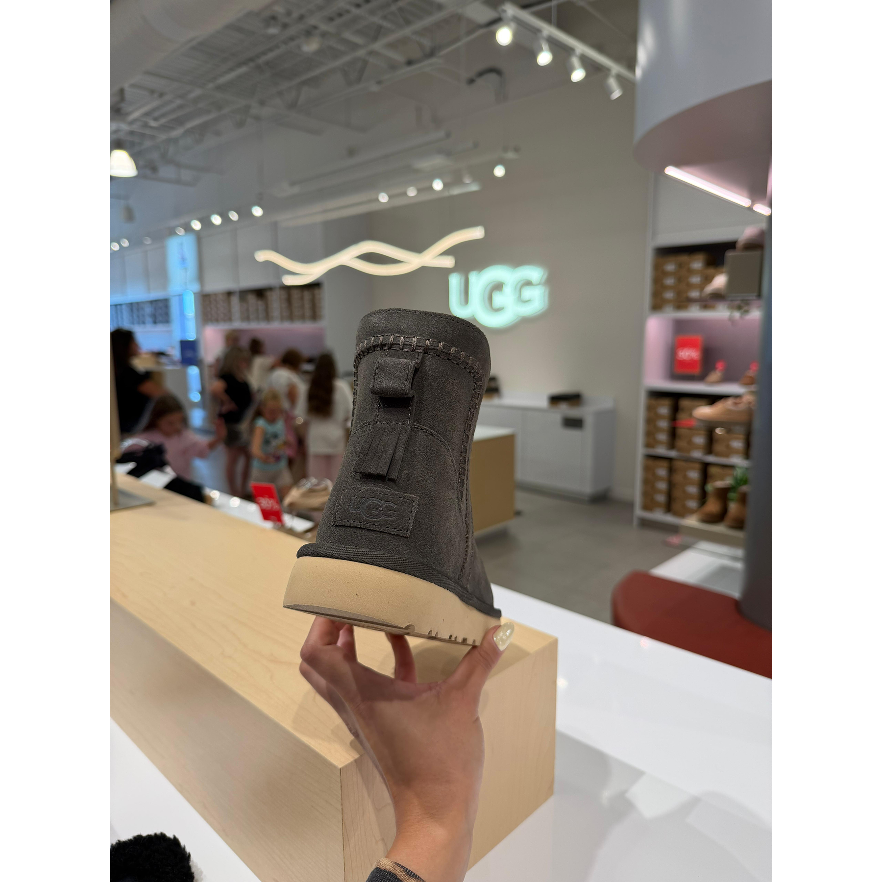 Women Classic Mini Elaria - Molasses