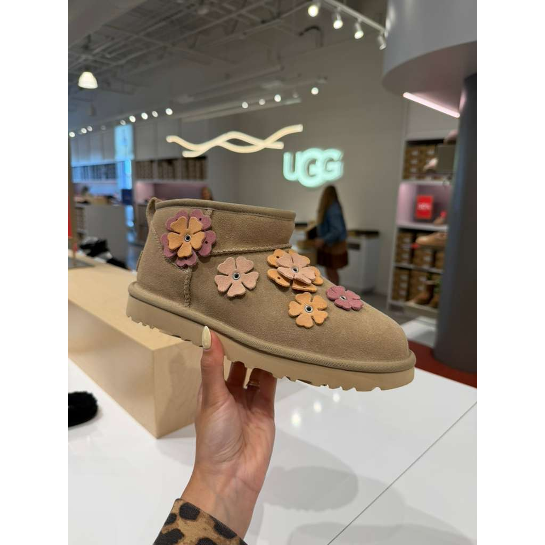 Women Classic Ultra Mini Fleur - Mustard Seed