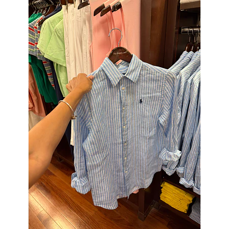 Camisa de lino celeste rayada