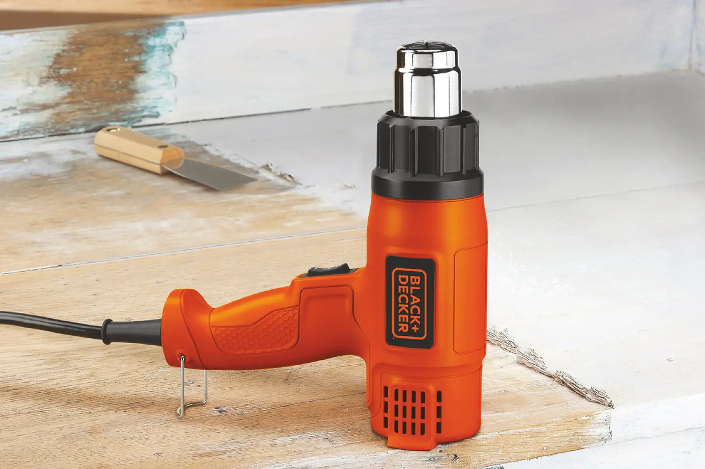 PISTOLA DE CALOR 1500W BLACK+DECKER HG1500-B2 4
