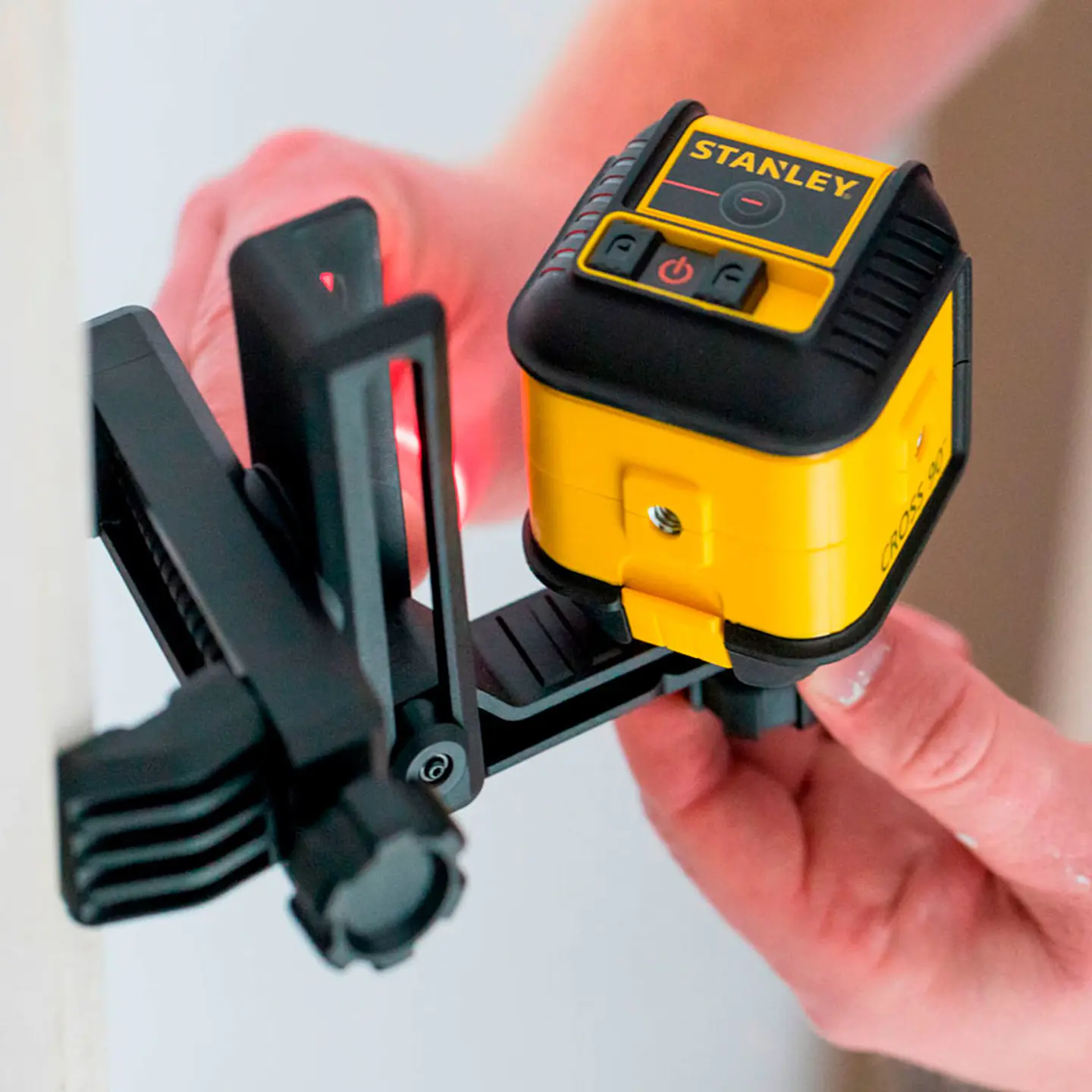 NIVEL LASER CUBIX CRUZADO 12M  STHT77502 STANLEY 8