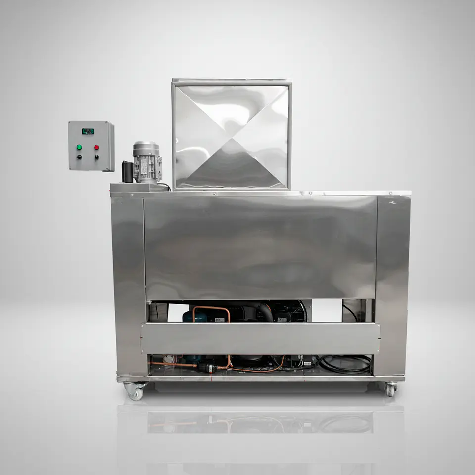 Maquina para hacer paletas salmuera x4 moldes con baño maria desmoldador 8