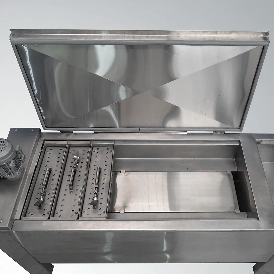Maquina para hacer paletas salmuera x8 moldes con baño maria desmoldador 6