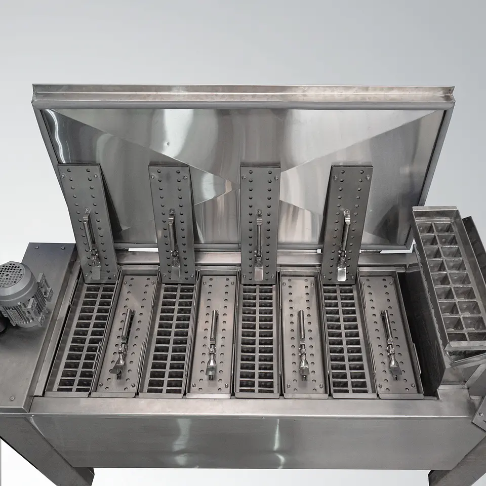 Maquina para hacer paletas salmuera x8 moldes con baño maria desmoldador 7