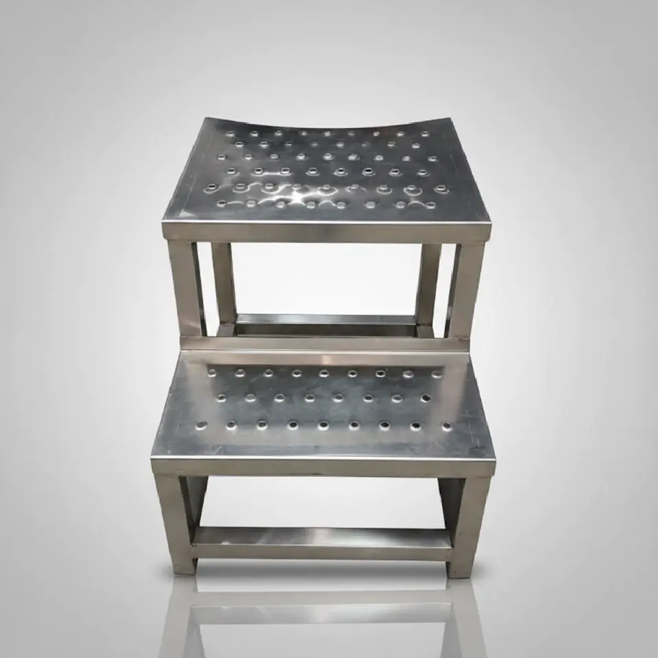 Escalera Industrial de 2 Peldaños en Acero Inoxidable Antideslizante 4
