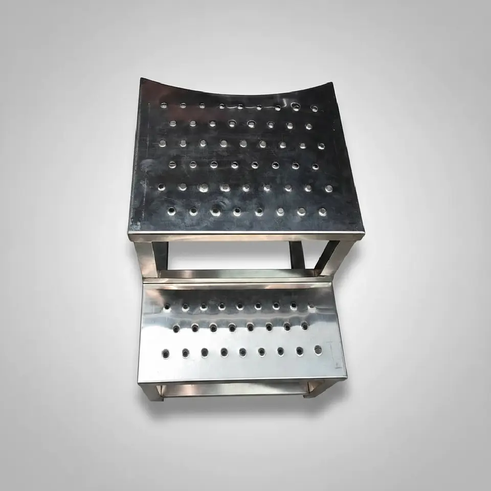Escalera Industrial de 2 Peldaños en Acero Inoxidable Antideslizante 5