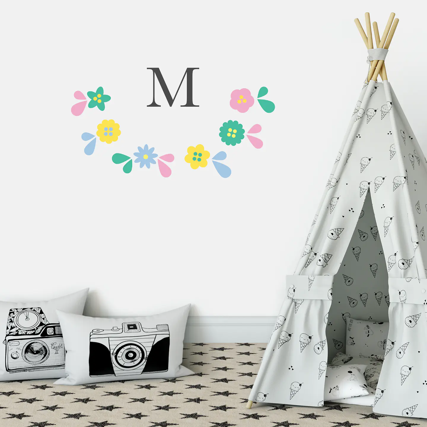 Vinil removível decorativo. Kit 'Letra inicial + 6 flores'.  1