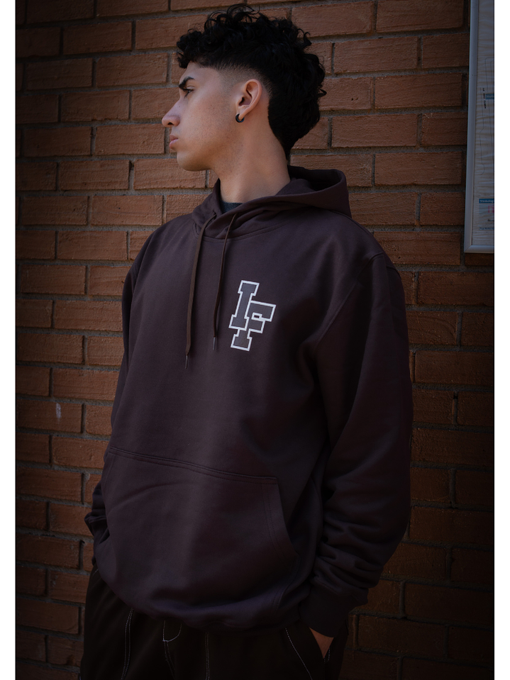 Polerón Urbano Marrón con Capucha y Logo IF 1