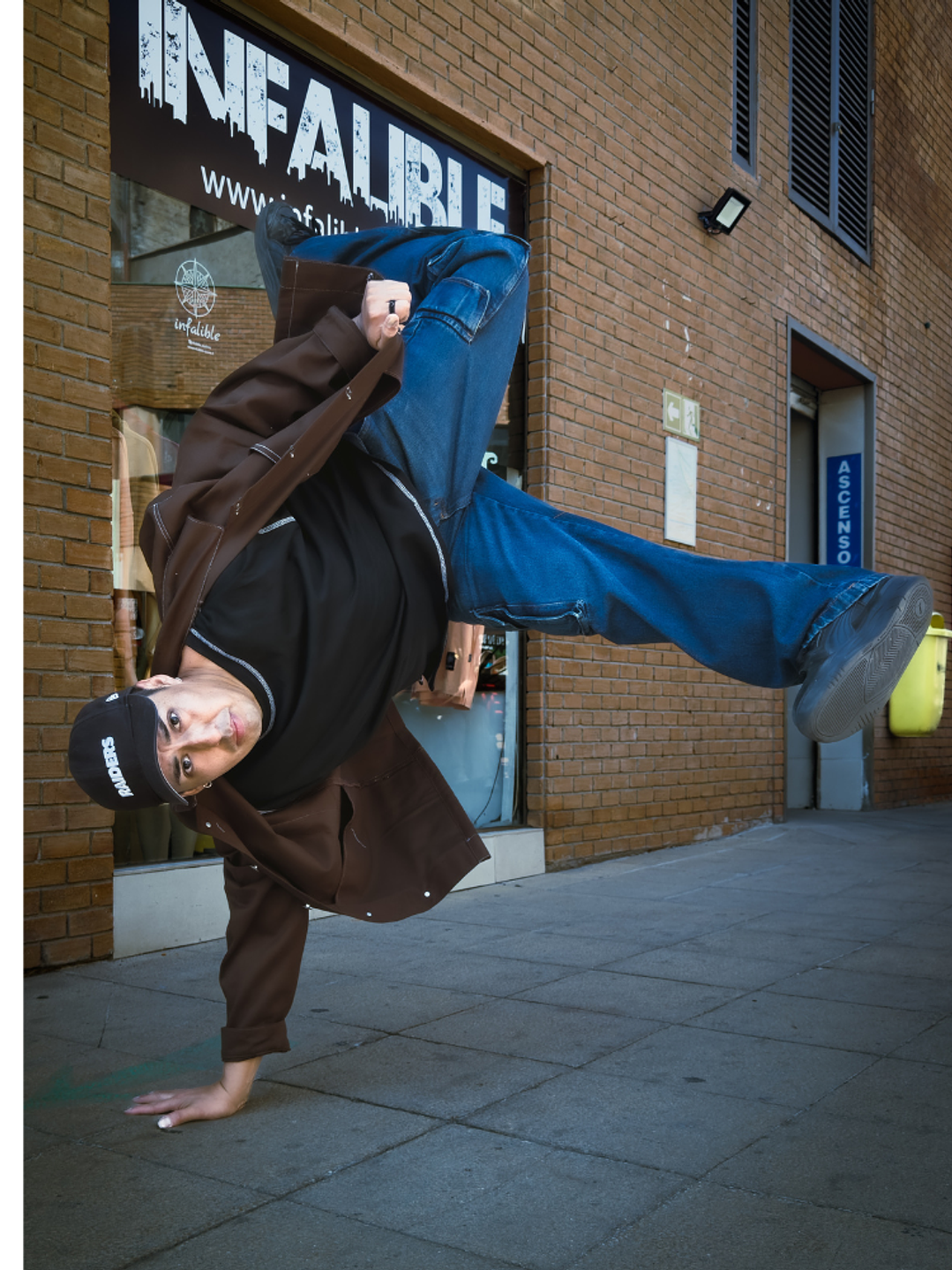 Jeans Cargo Urbano Azul 15oz en Denim Resistente – Infalible 2