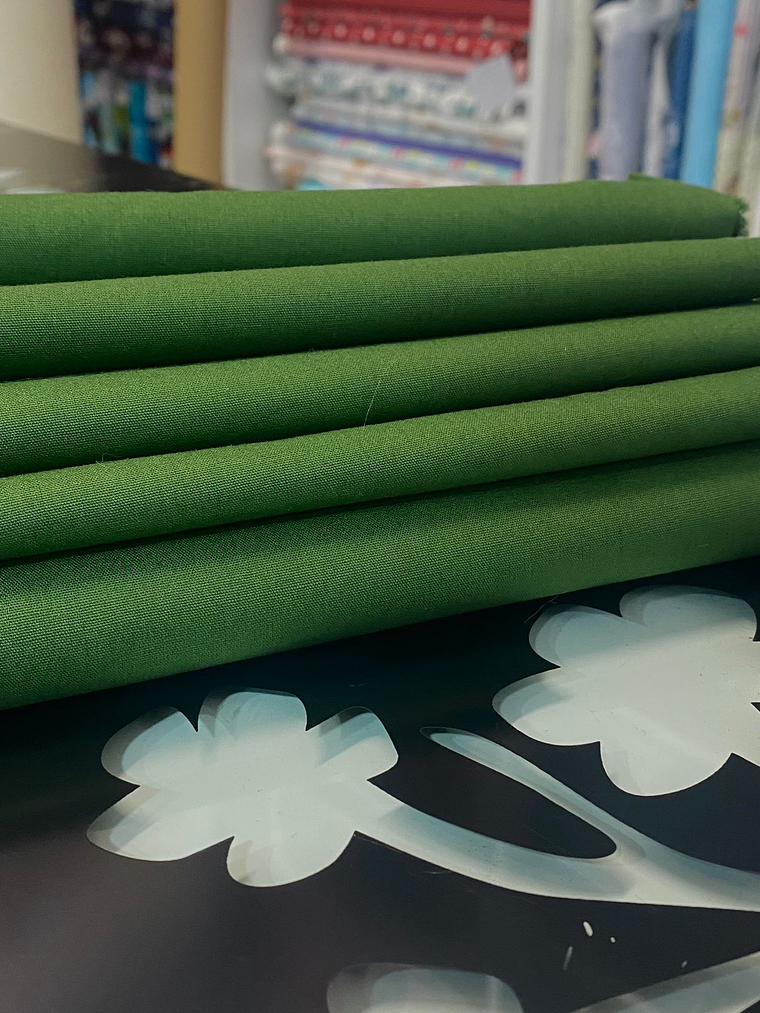 Tecido Liso Verde Musgo  1