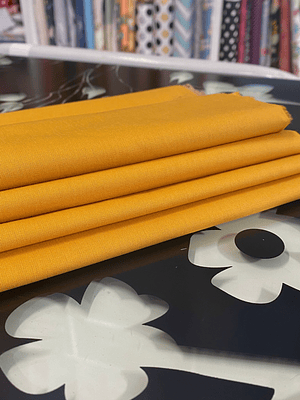 Tecido Liso Amarelo Ocre 