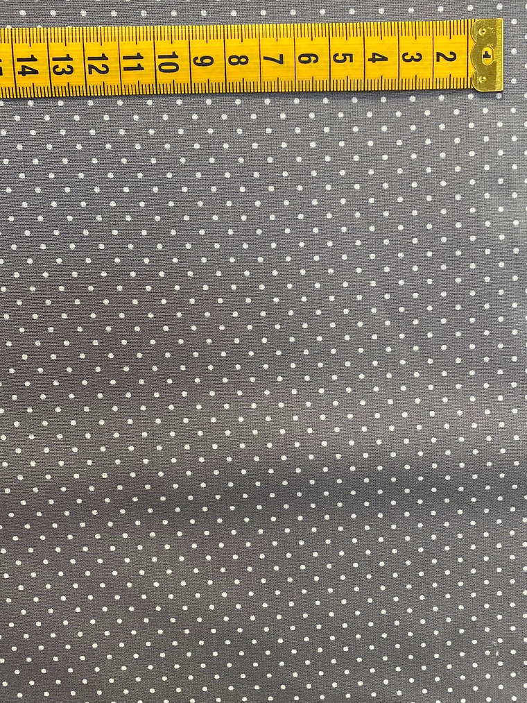 Tecido Cinzento Com Pintinhas 1