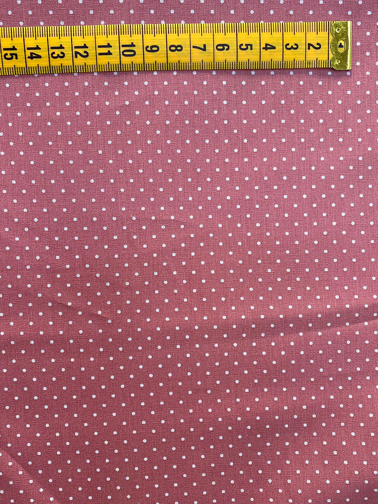 Tecido Rosa Velho Escuro Com Pintinhas 1