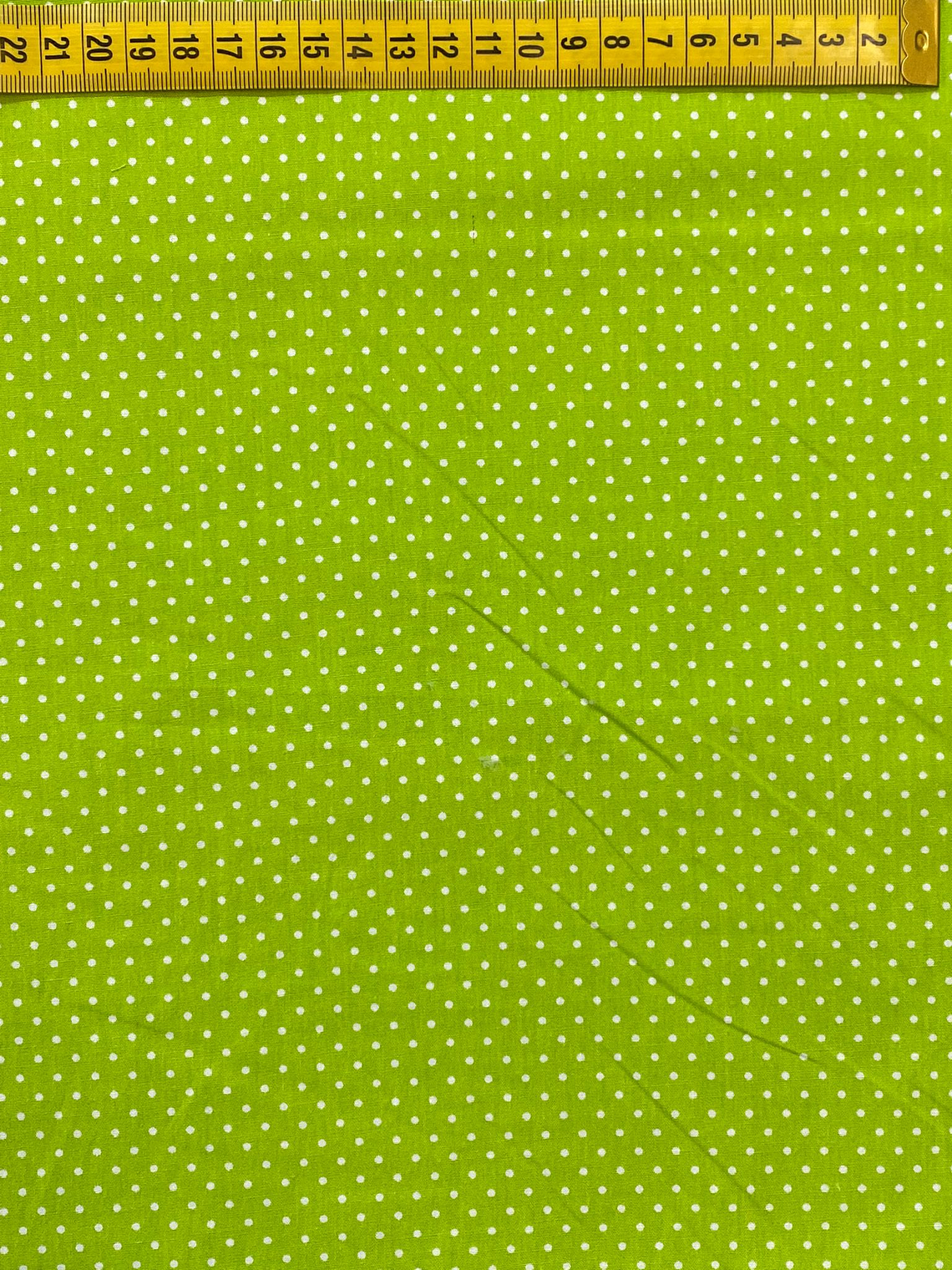 Tecido Verde Alface Com Pintinhas 1