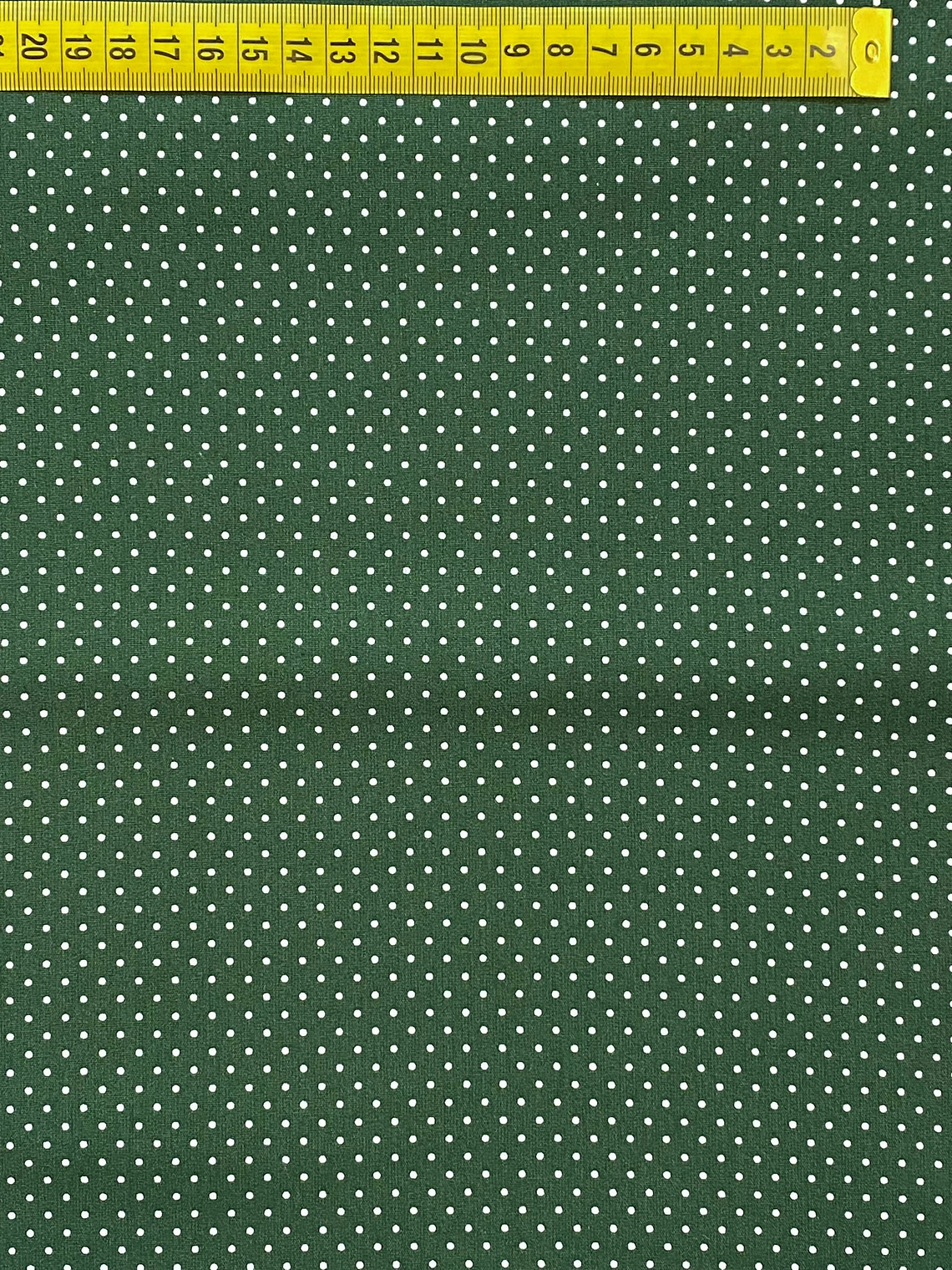 Tecido Verde Pinheiro Com Pintinhas 1