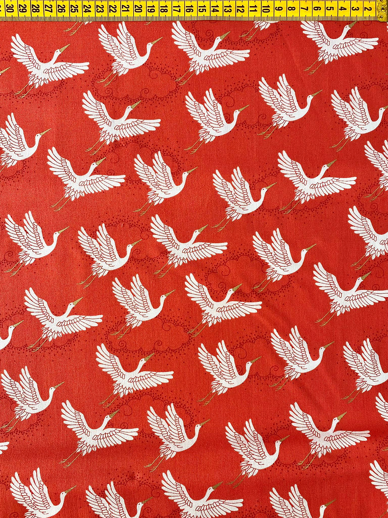 Tecido Vermelho Com Cegonhas  1