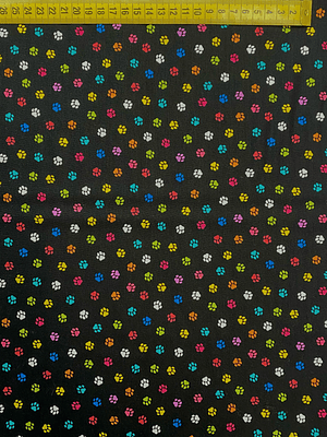 Tecido Preto Com Patinhas De Cão 