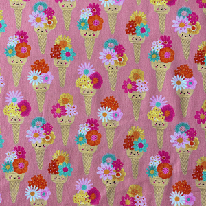 Tecido Rosa Com Gelados 