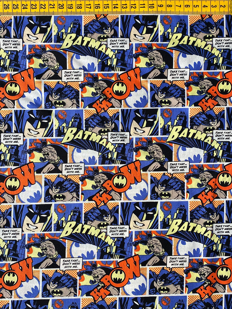 Tecido do Batman Estilo Banda Desenhada  1