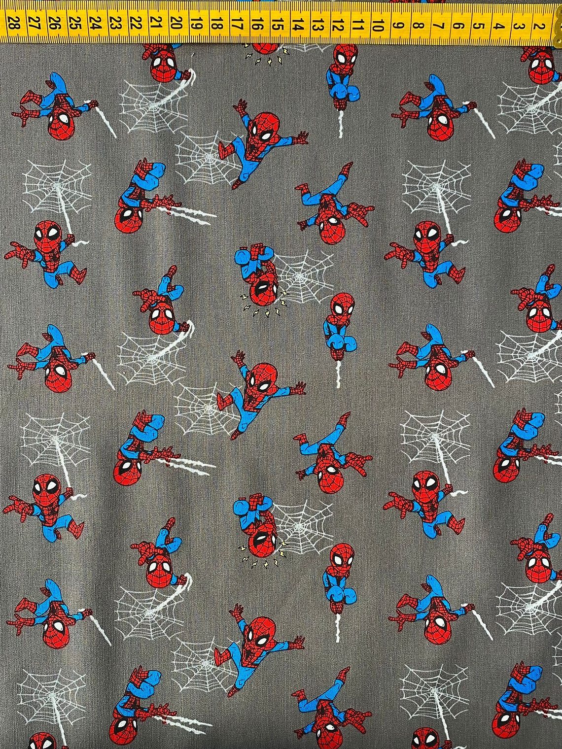 Tecido Do Homem Aranha Com Fundo Cinza  1