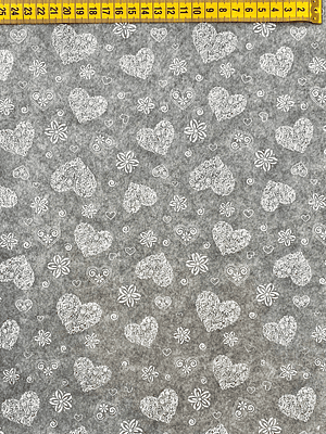 Feltro Cinza Matizado Com Corações 