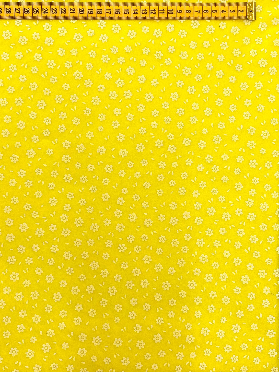 Feltro Amarelo Sol Com Flores  1